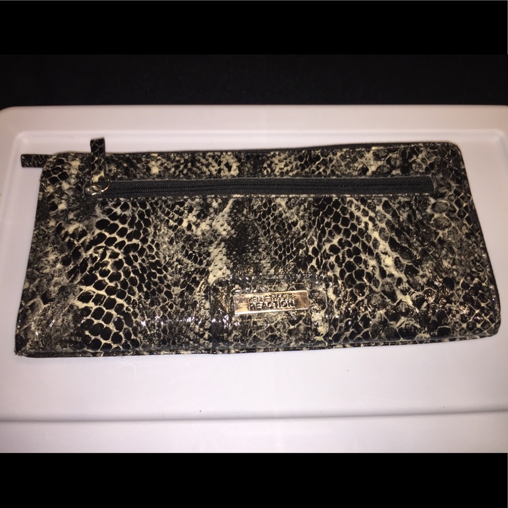 Kenneth Cole Reaction’s Fake Snake Clutch / Wallet
